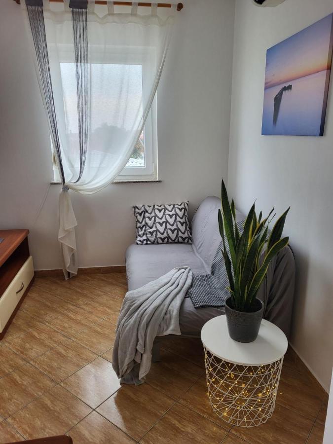 Apartma Dolores Vodnjan Buitenkant foto